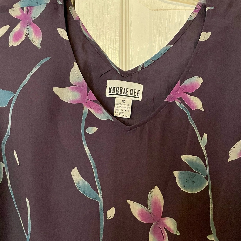 Robbie Bee Purple Floral V-Neck Dress